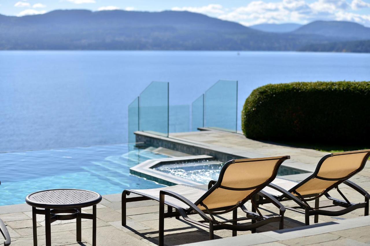 Oceanside Lodge Saanich Inlet North Saanich Екстериор снимка