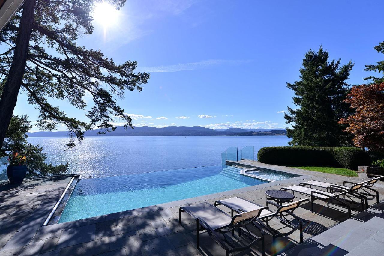 Oceanside Lodge Saanich Inlet North Saanich Екстериор снимка